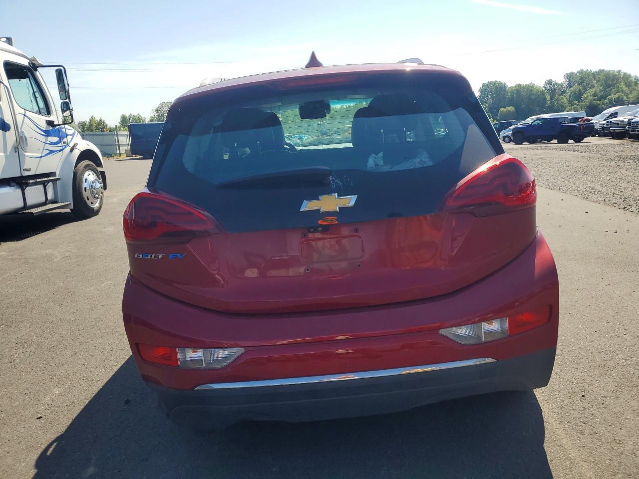 1G1FX6S06J4139400 · 2018 CHEVROLET BOLT EV · 6/12