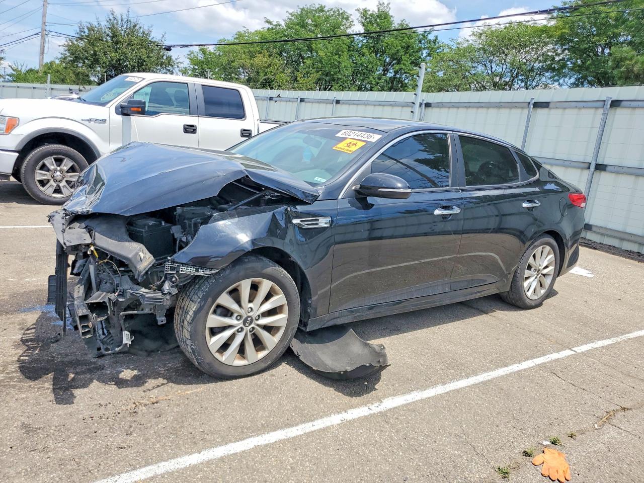 5XXGT4L35HG146844 · 2017 KIA OPTIMA