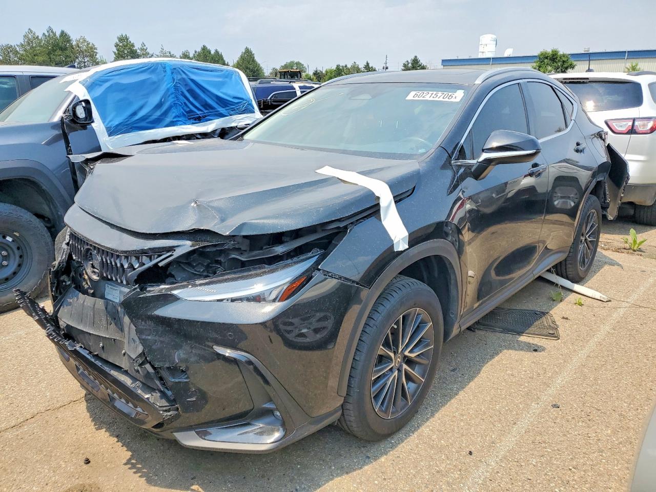2T2GGCEZ7PC026240 · 2023 LEXUS NX
