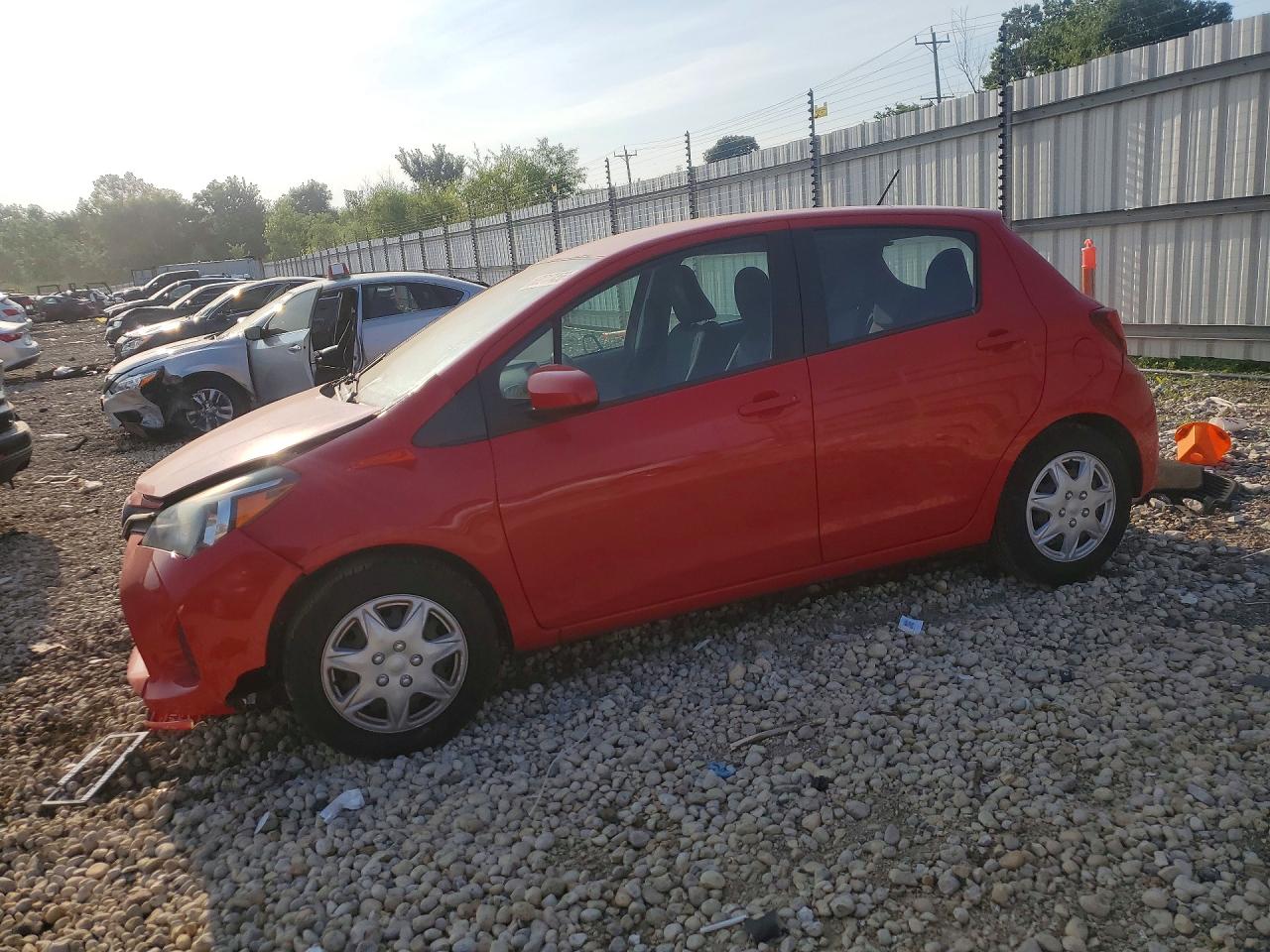 VNKKTUD39FA034914 · 2015 TOYOTA YARIS