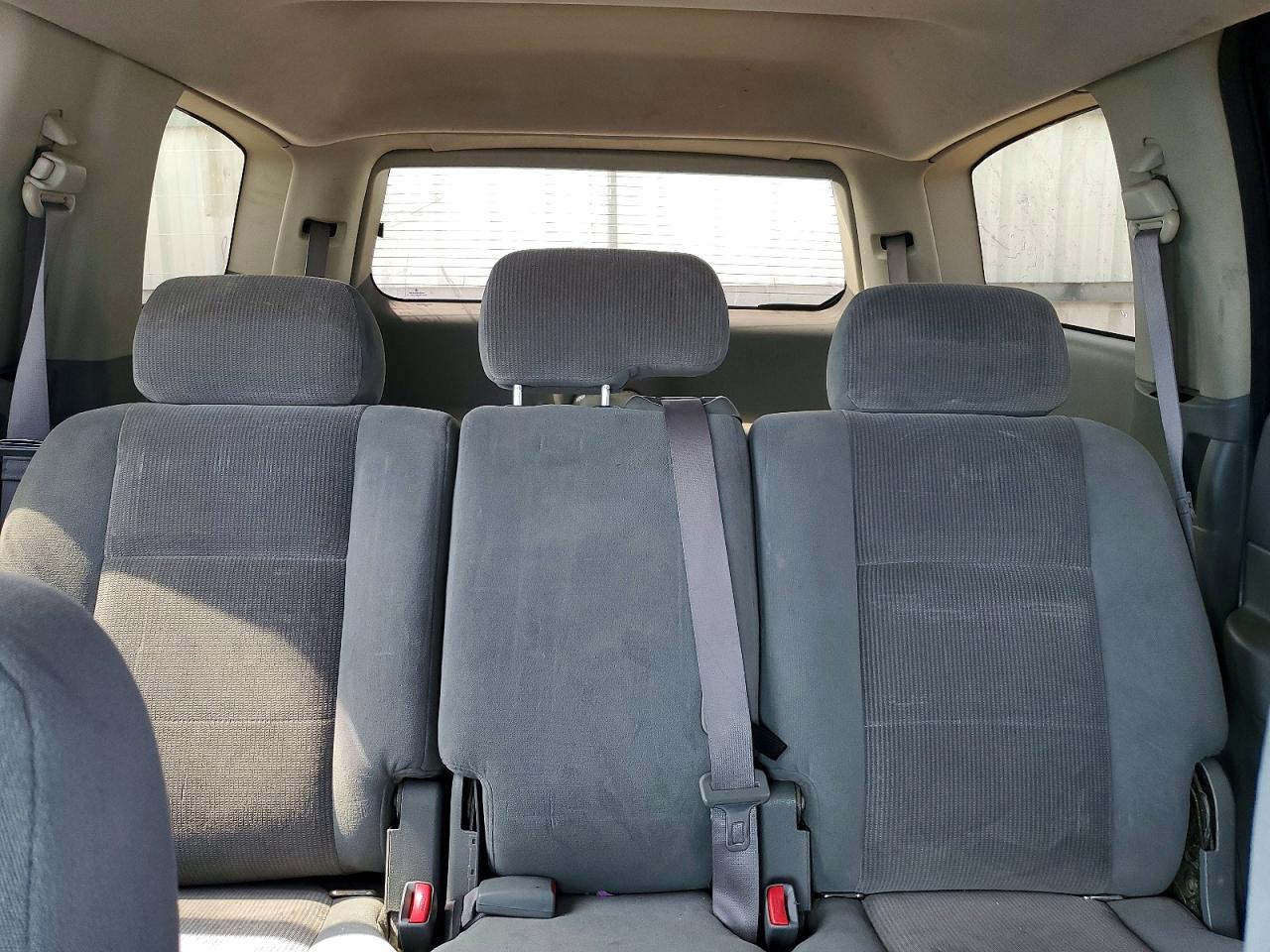1D4HB48D04F133052 · 2004 DODGE DURANGO · 10/13