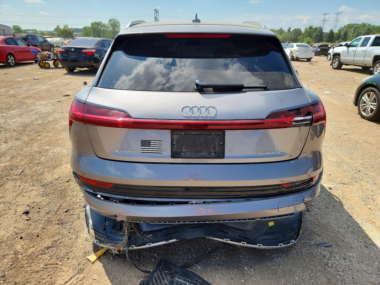 WA1AAAGE2MB006024 · 2021 AUDI E-TRON · 6/13