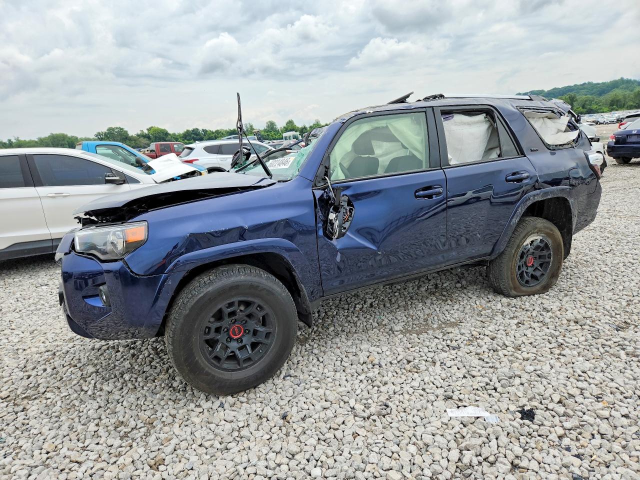 JTENU5JR6N5988573 · 2022 TOYOTA 4RUNNER