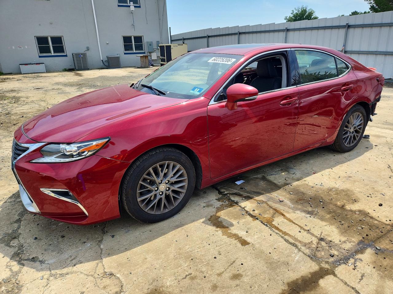 58ABK1GGXJU113528 · 2018 LEXUS ES