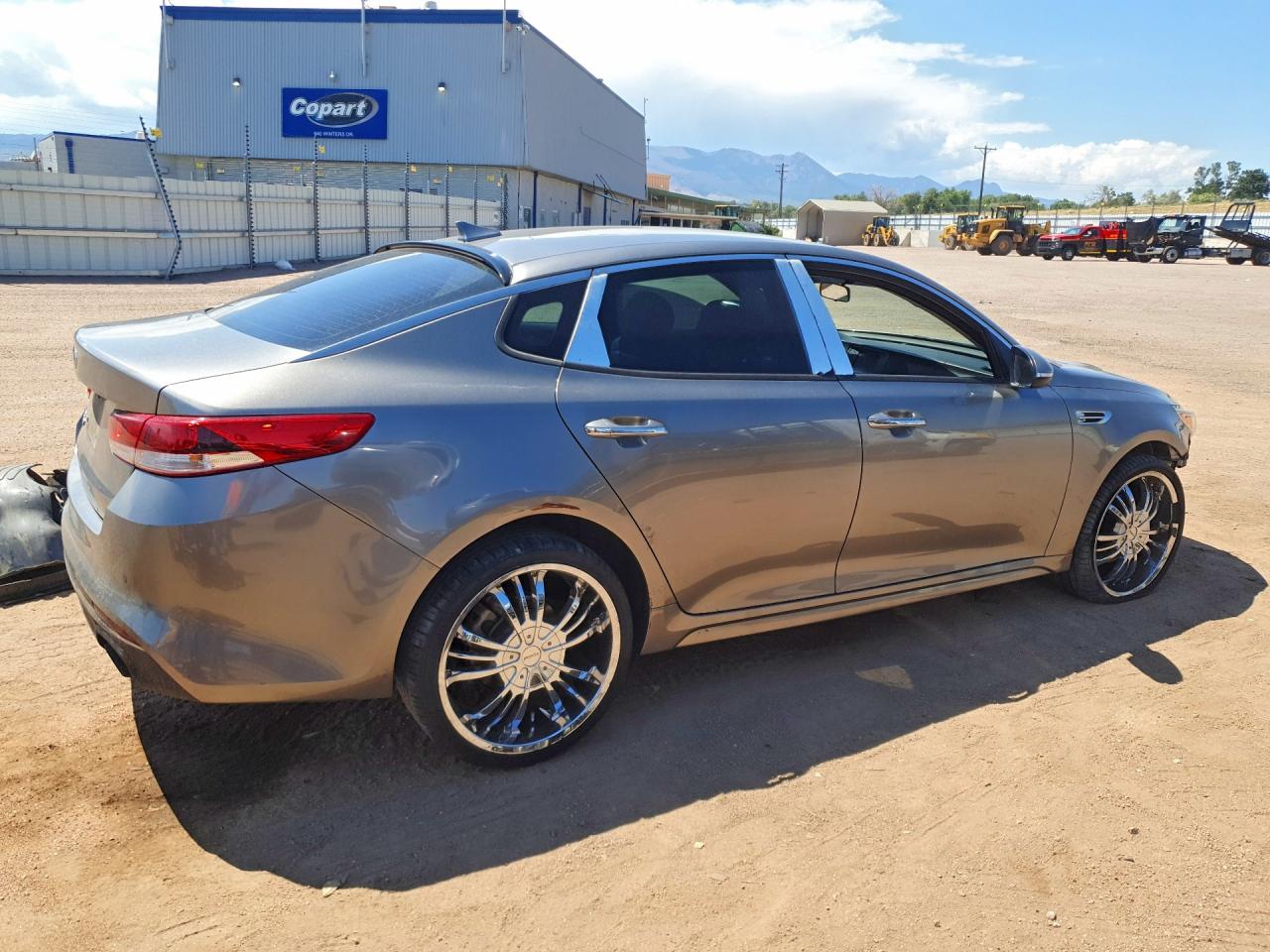 5XXGT4L35JG215053 · 2018 KIA OPTIMA · 3/12