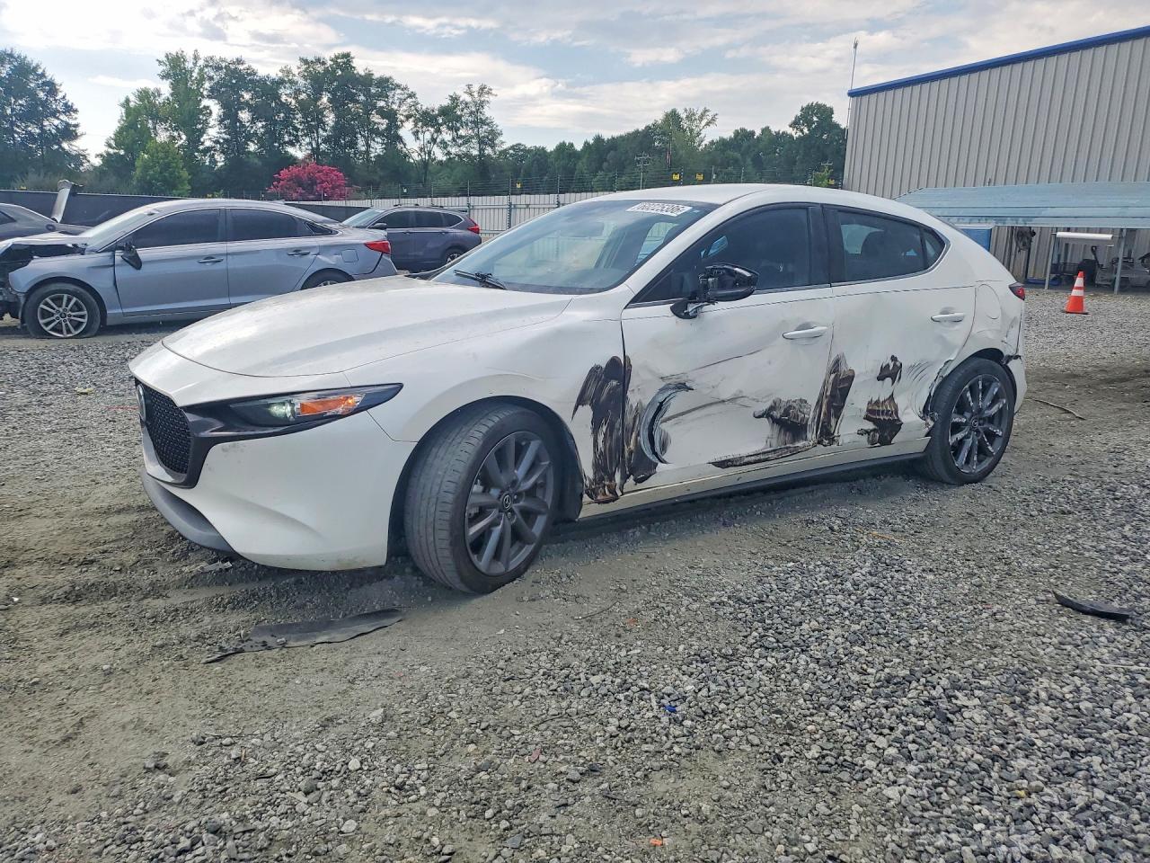 JM1BPALMXL1157218 · 2020 MAZDA 3