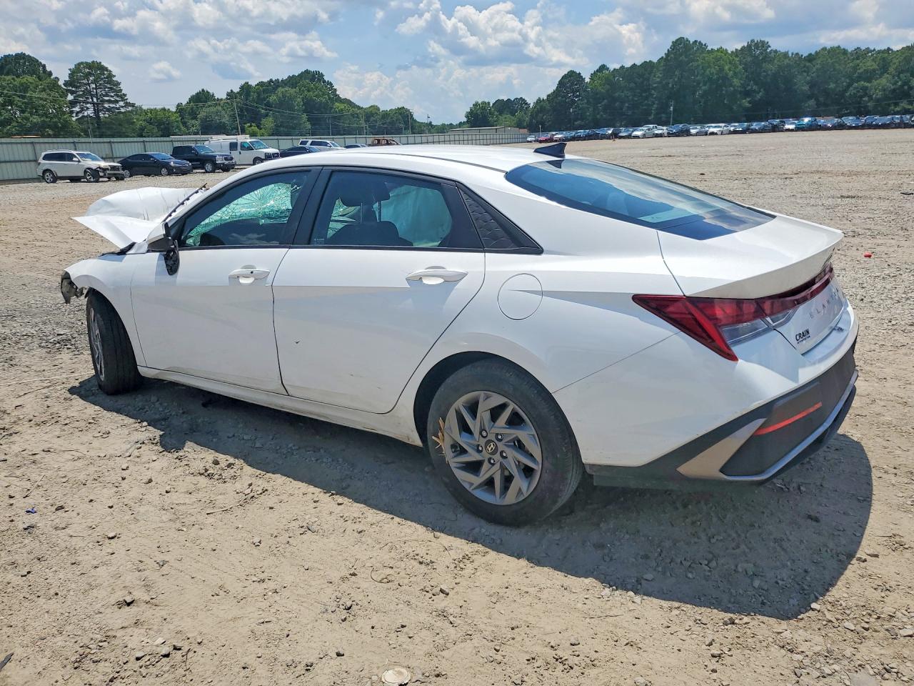 KMHLM4DJ1SU126483 · 2025 HYUNDAI ELANTRA HYBRID · 2/12