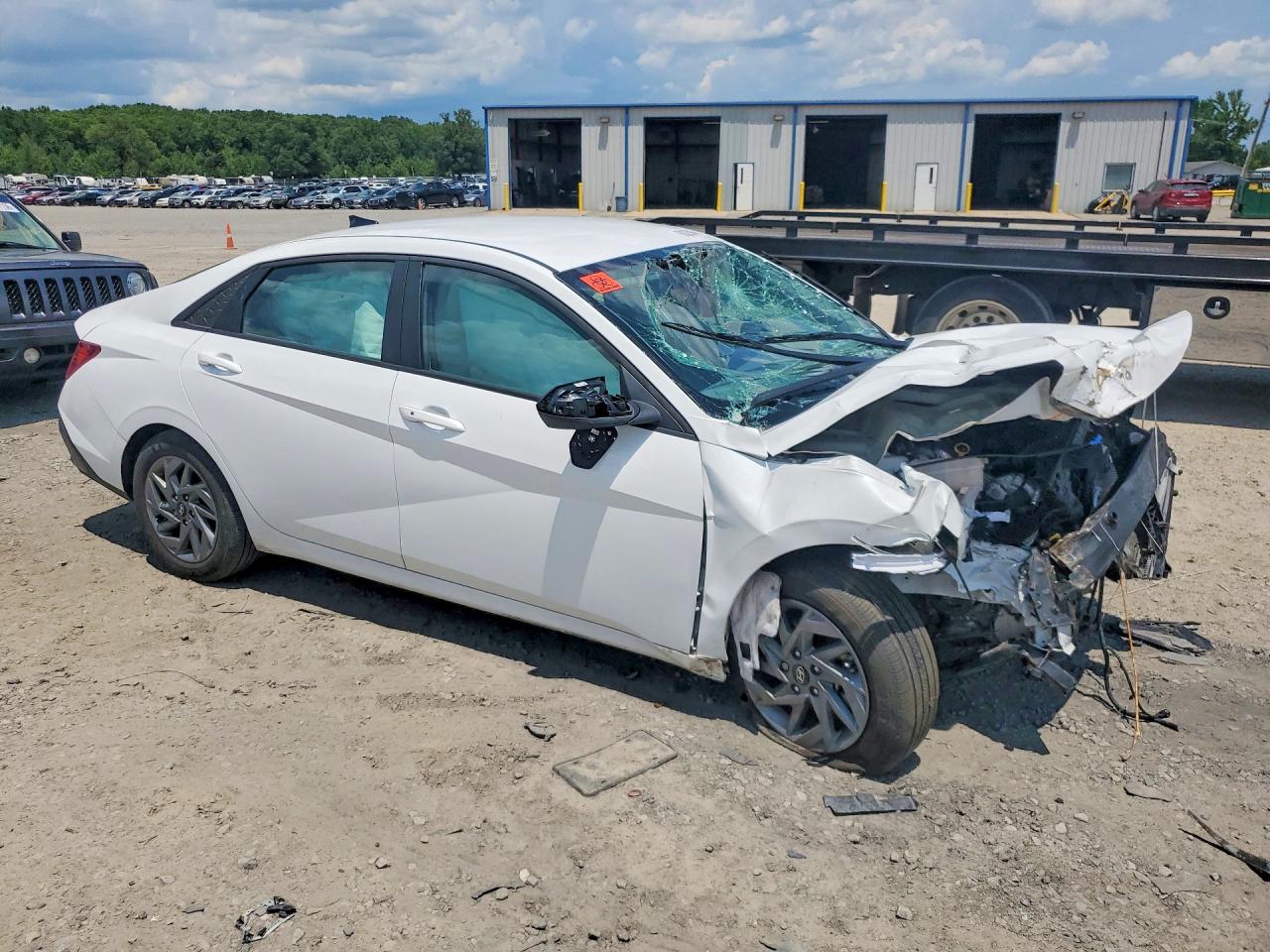 KMHLM4DJ1SU126483 · 2025 HYUNDAI ELANTRA HYBRID · 4/12