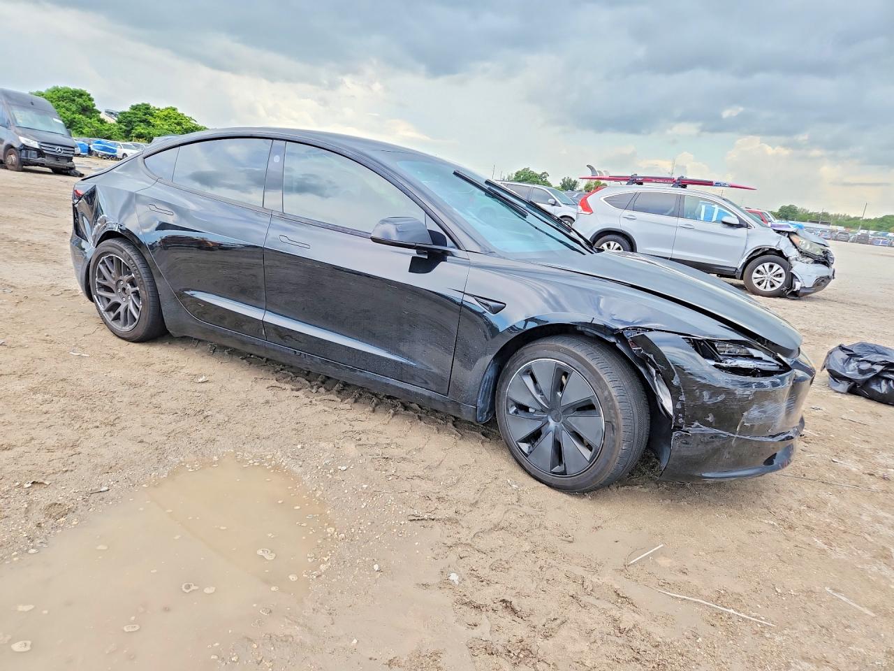 5YJ3E1EA2SF985055 · 2025 TESLA MODEL 3 · 4/12