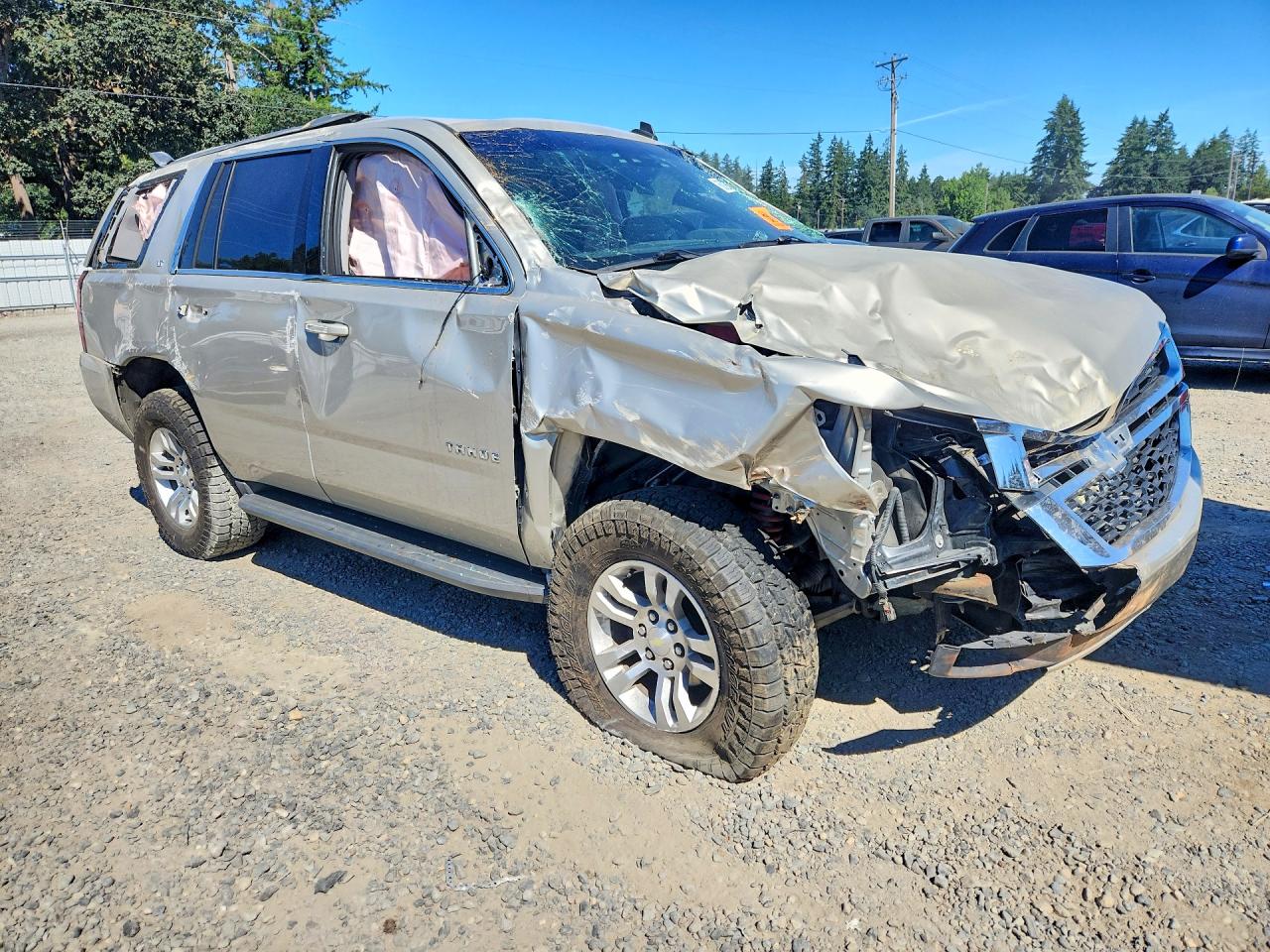 1GNSKBKC3FR195545 · 2015 CHEVROLET TAHOE · 4/13