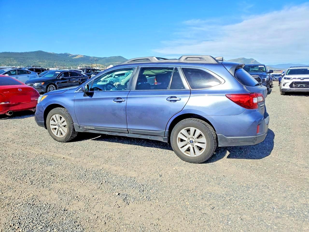 4S4BSADC1G3218692 · 2016 SUBARU OUTBACK · 2/13