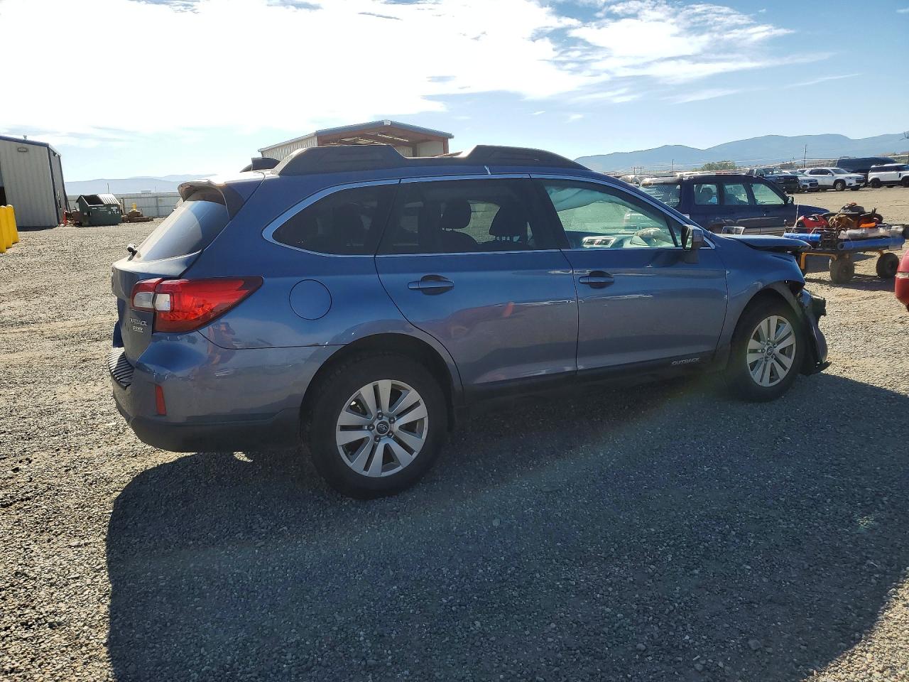 4S4BSADC1G3218692 · 2016 SUBARU OUTBACK · 3/13