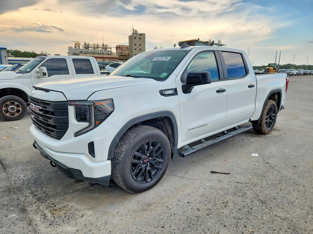 1GTPHAEK3SZ112863 · 2025 GMC SIERRA