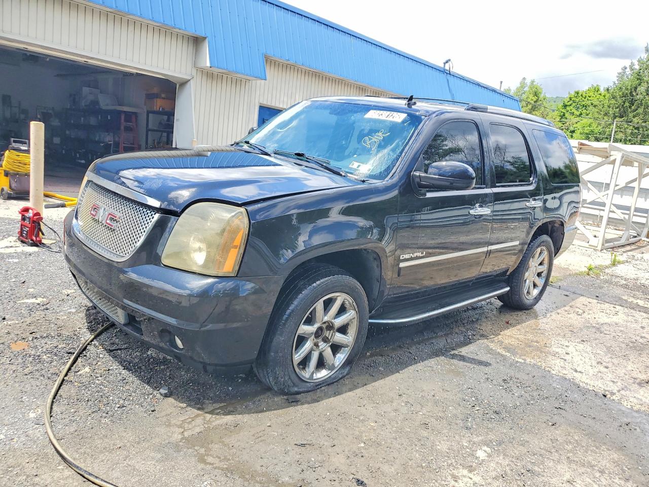 2011 GMC YUKON