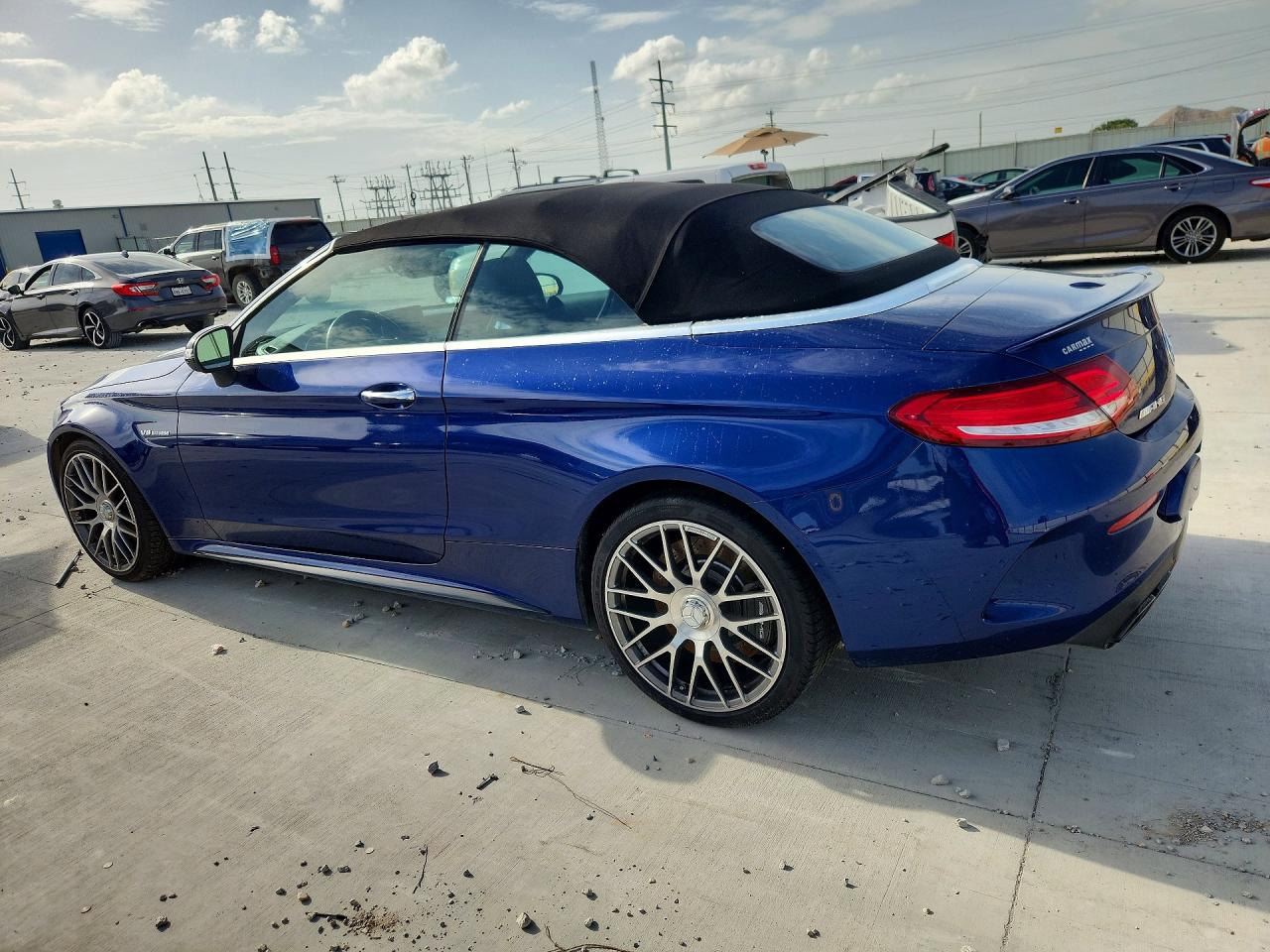 WDDWK8GB4HF471769 · 2017 MERCEDES-BENZ C · 2/13