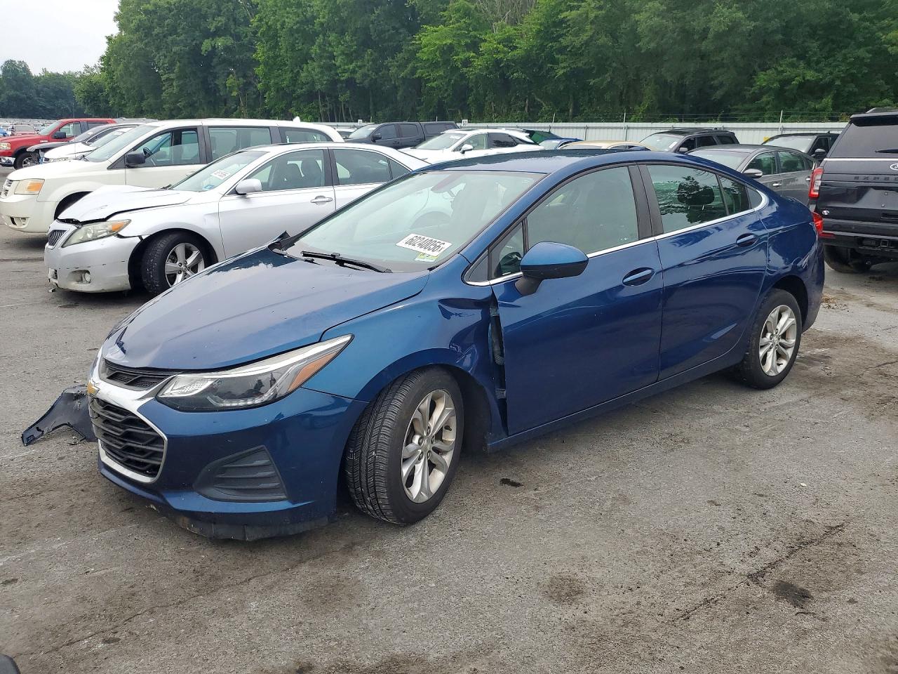 1G1BE5SMXK7115005 · 2019 CHEVROLET CRUZE