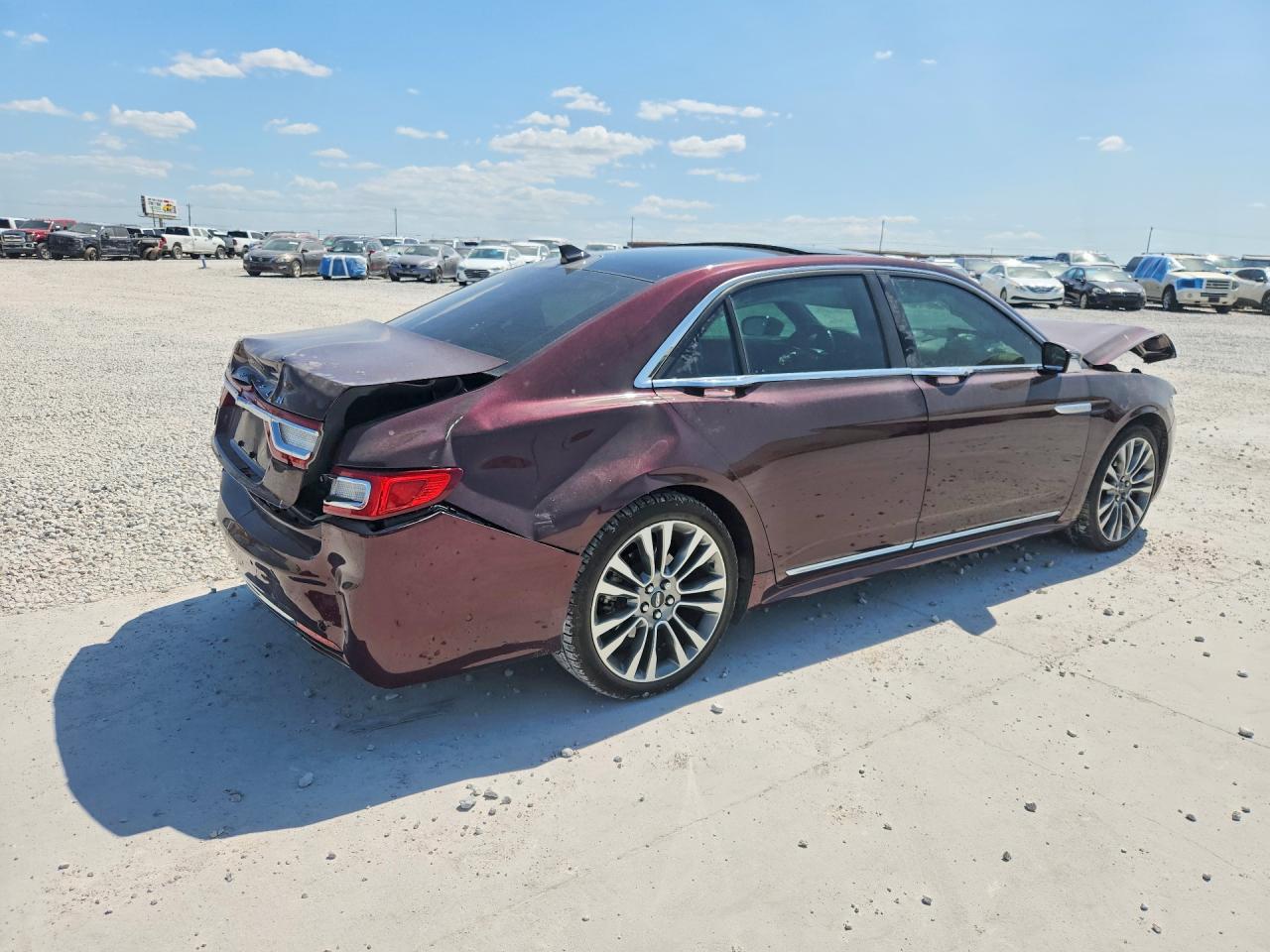 1LN6L9RP3K5609851 · 2019 LINCOLN CONTINENTAL · 3/12