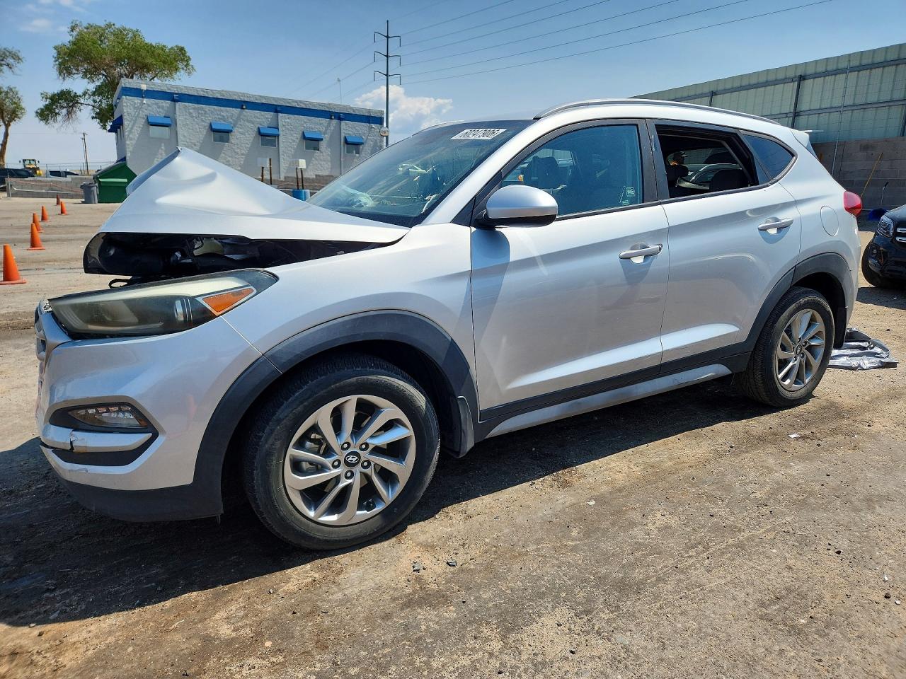 KM8J33A48JU736771 · 2018 HYUNDAI TUCSON
