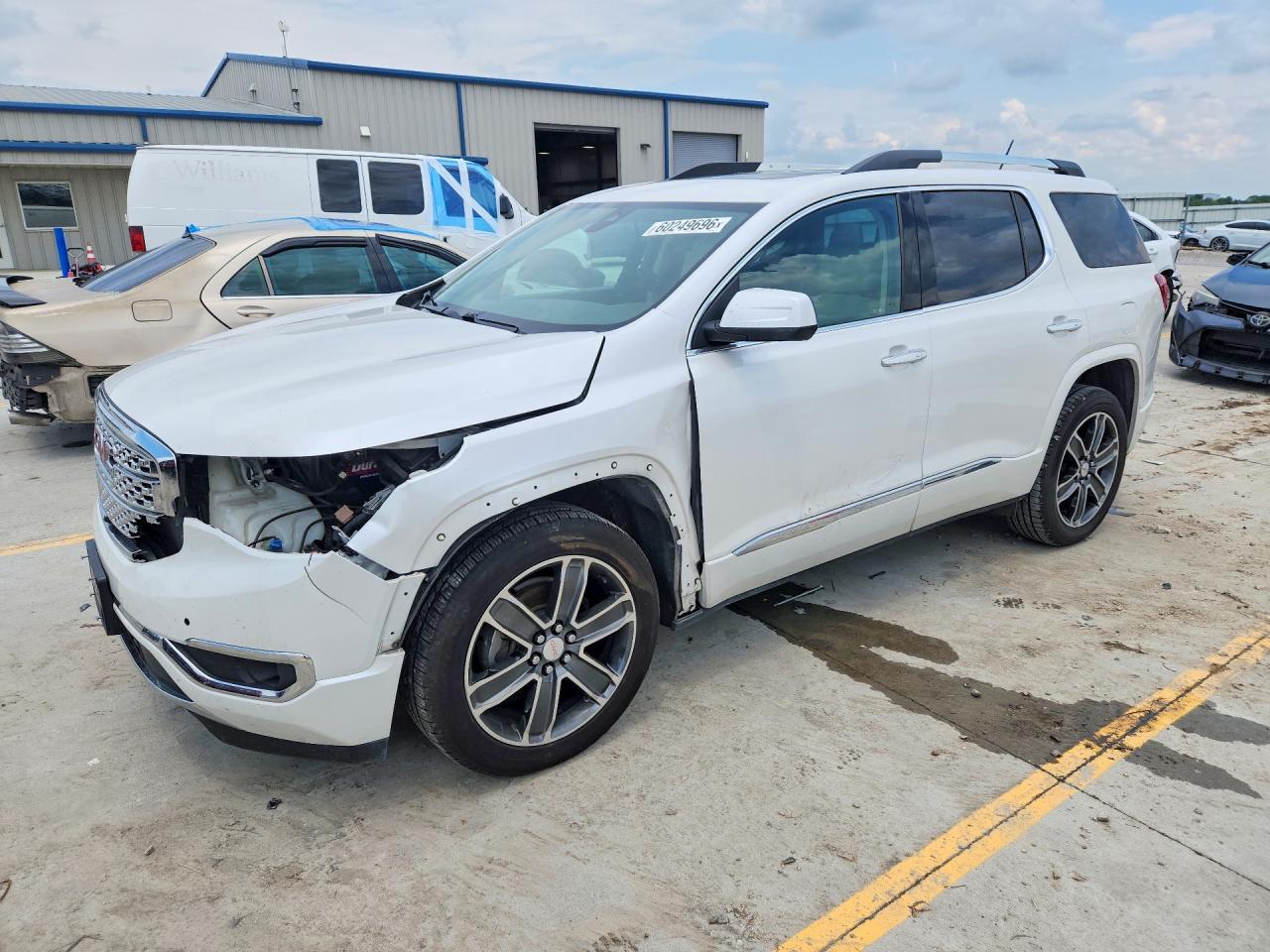1GKKNPLS1JZ150040 · 2018 GMC ACADIA