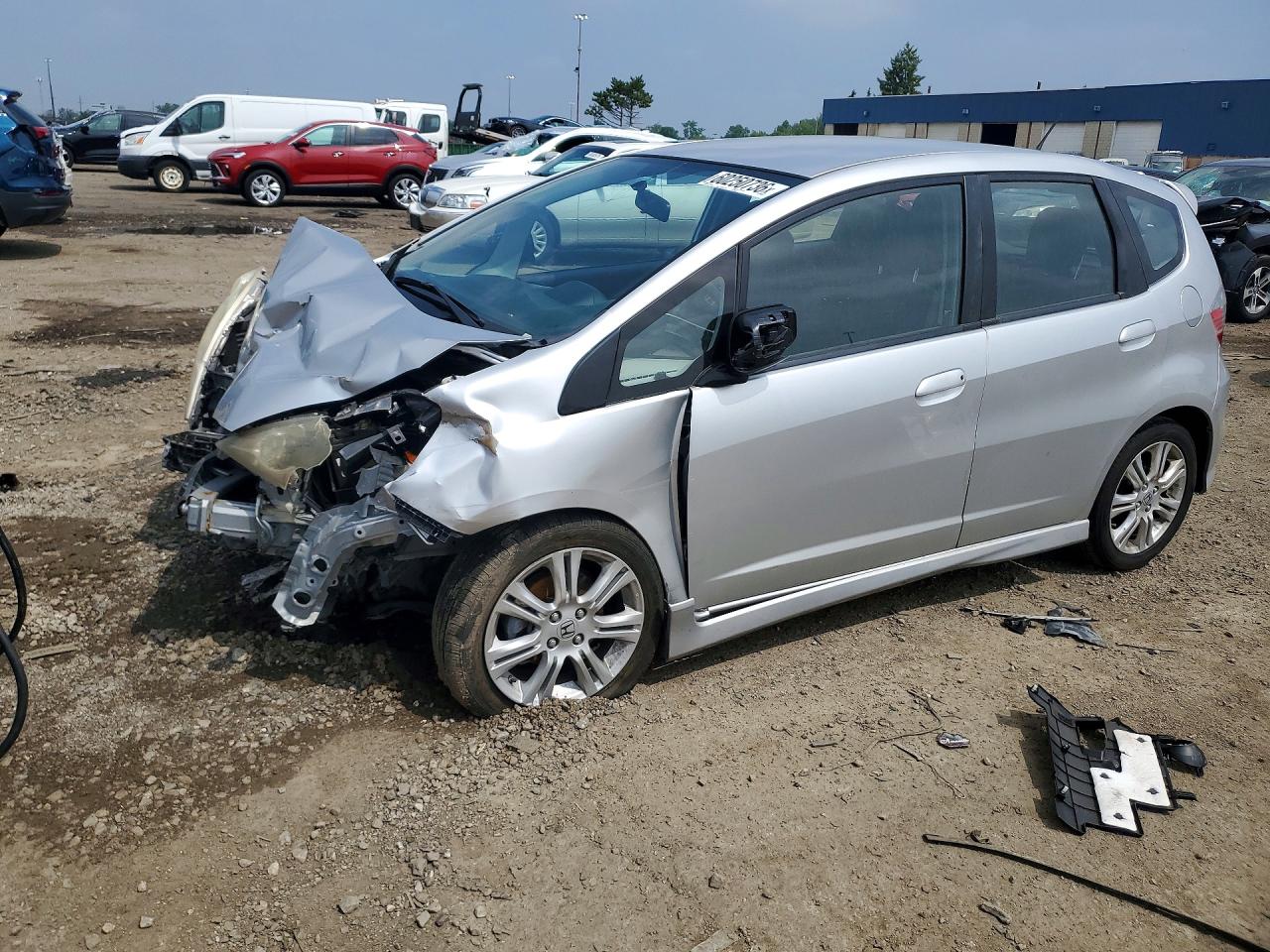 JHMGE8H64BC003863 · 2011 HONDA FIT