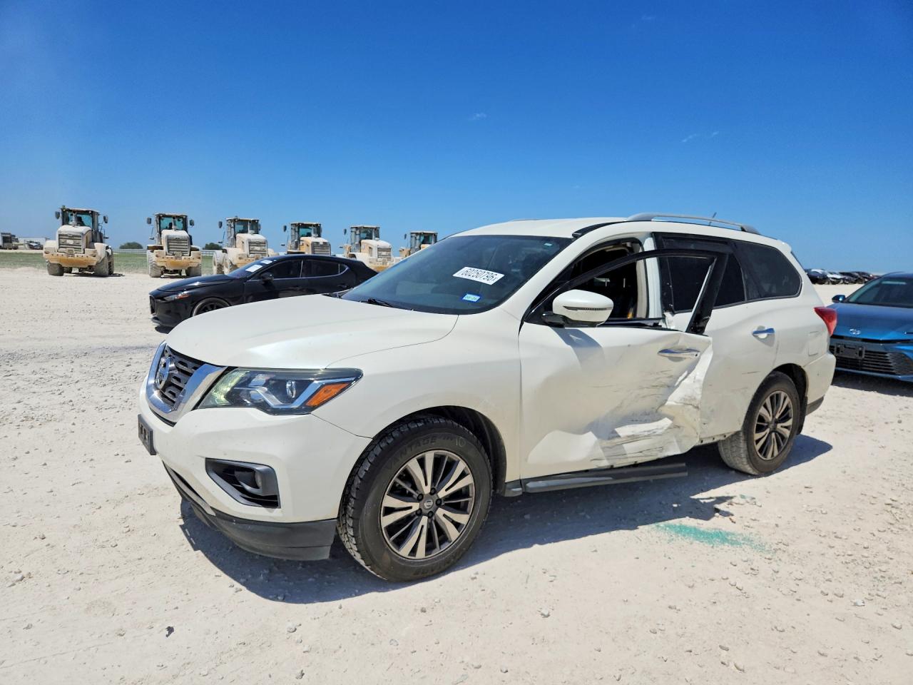 5N1DR2MN1HC629345 · 2017 NISSAN PATHFINDER