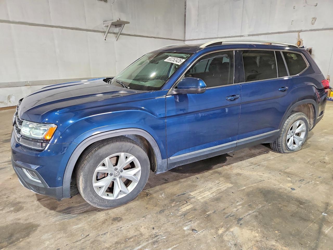 1V2NR2CA7JC533408 · 2018 VOLKSWAGEN ATLAS