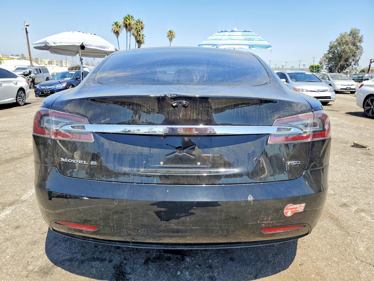5YJSA1E28JF239840 · 2018 TESLA MODEL S · 6/13
