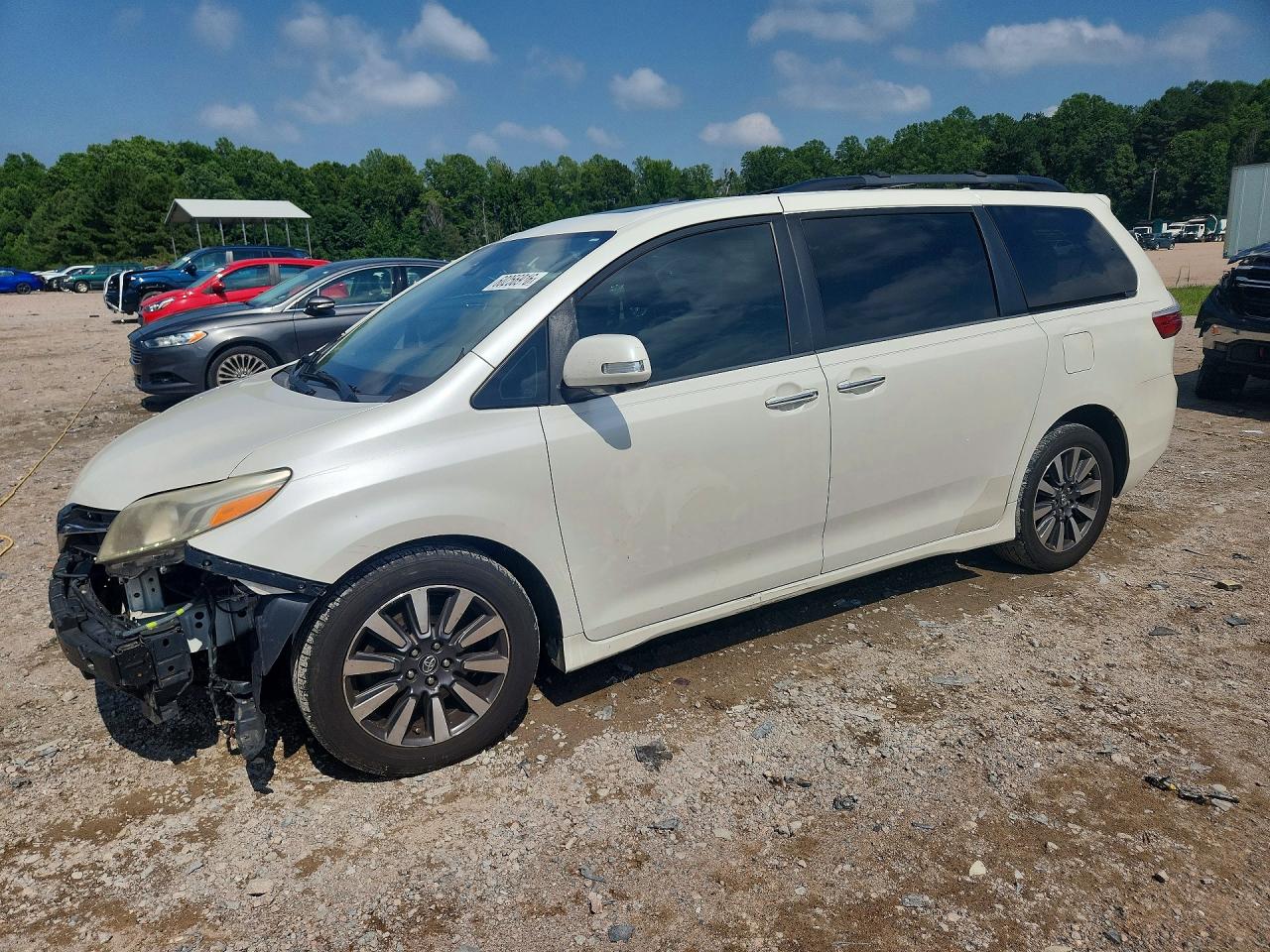 5TDYZ3DCXJS940416 · 2018 TOYOTA SIENNA
