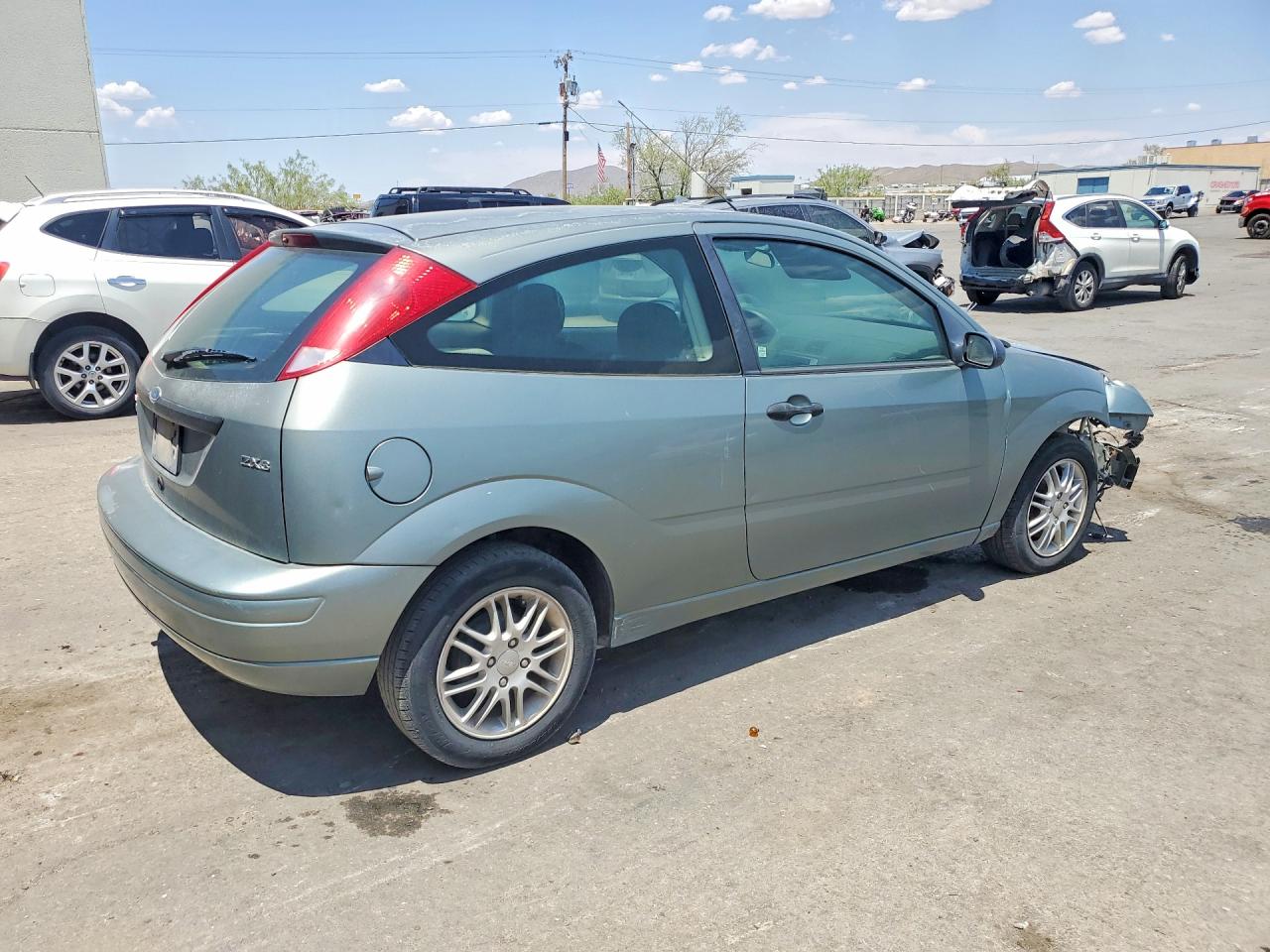 3FAFP31N15R131307 · 2005 FORD FOCUS · 3/12