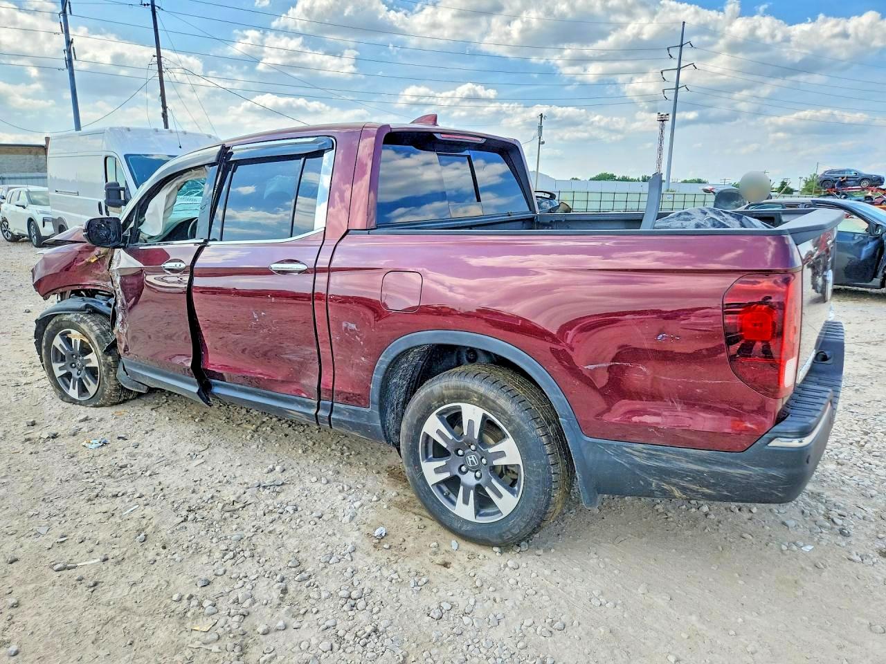 5FPYK3F78KB036873 · 2019 HONDA RIDGELINE · 2/13