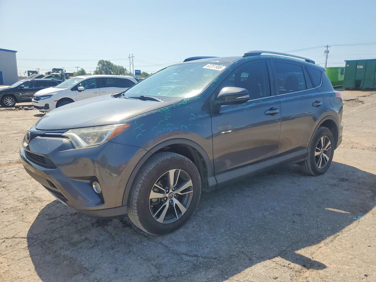 2T3WFREV9JW516145 · 2018 TOYOTA RAV4