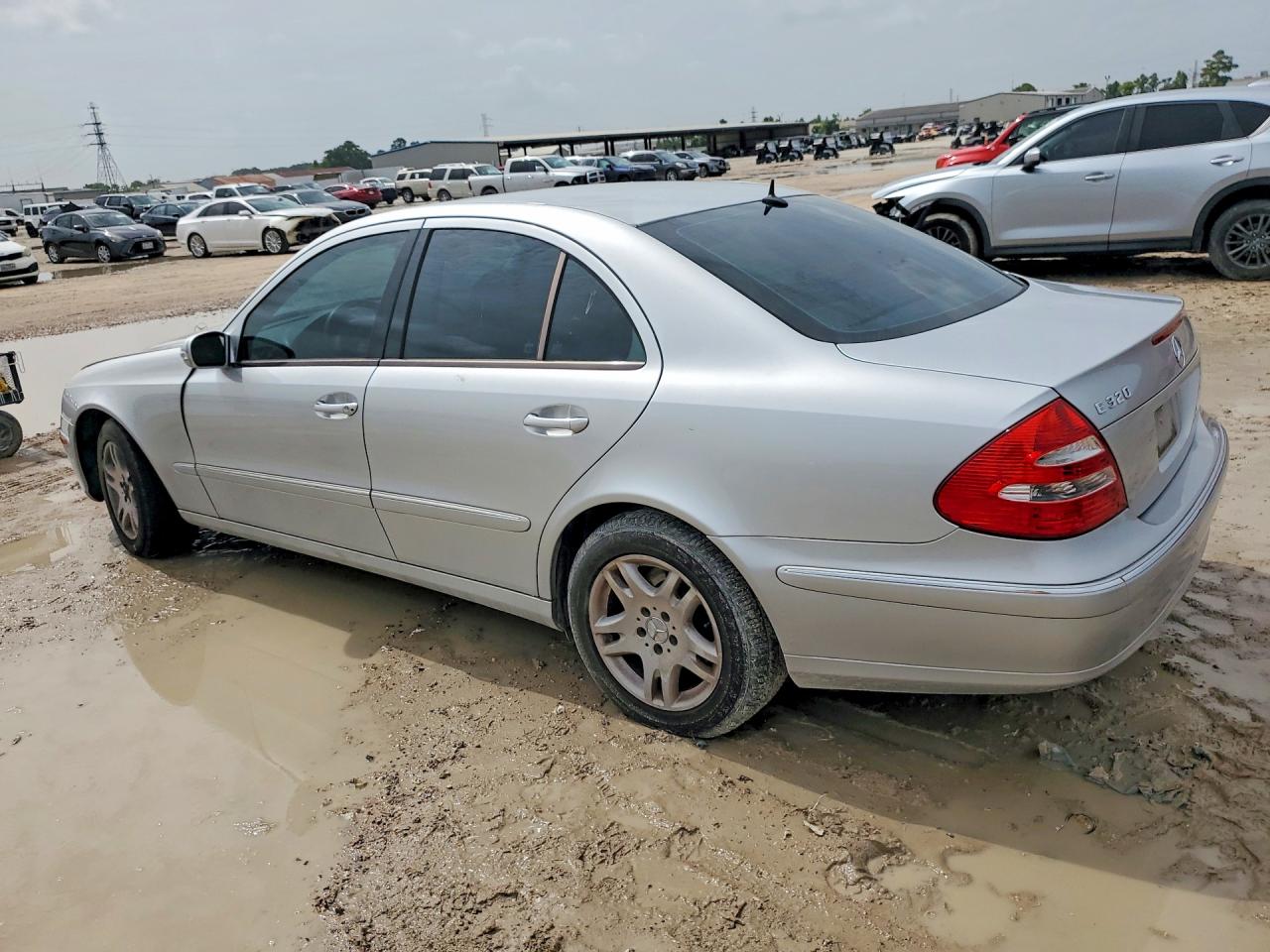 WDBUF65J25A661341 · 2005 MERCEDES-BENZ E · 2/12