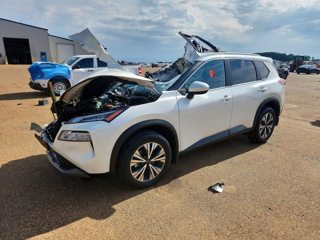 JN8BT3BA0PW428993 · 2023 NISSAN ROGUE