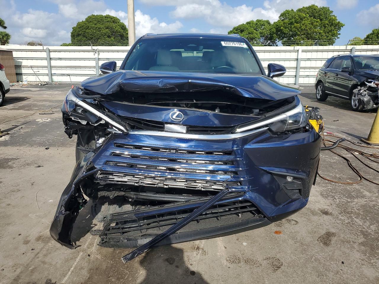 5TDAAAB65SS031480 · 2025 LEXUS TX 350 · 5/13