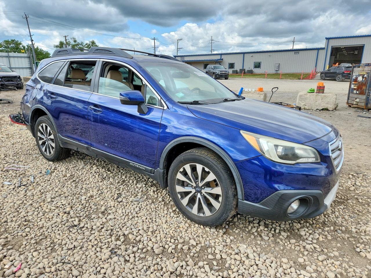 4S4BSBNC4F3327344 · 2015 SUBARU OUTBACK · 4/13
