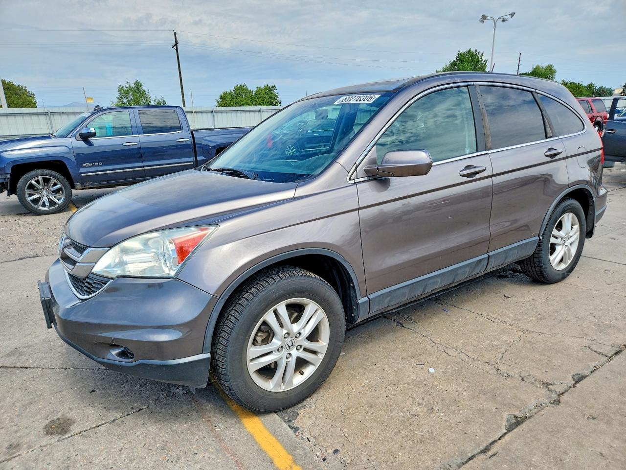 5J6RE4H73BL052106 · 2011 HONDA CR-V