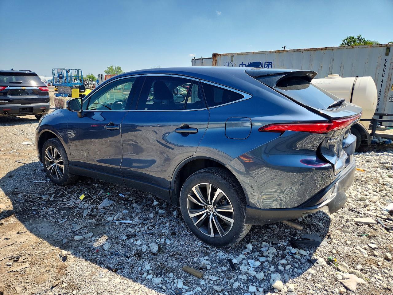 JTEAAAAH8NJ109380 · 2022 TOYOTA VENZA · 2/13