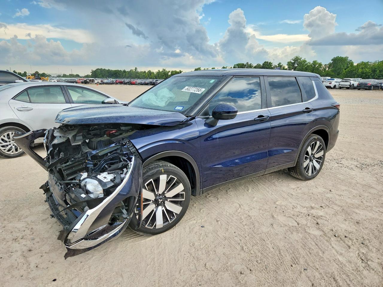 JA4J3VA8XSZ050765 · 2025 MITSUBISHI OUTLANDER