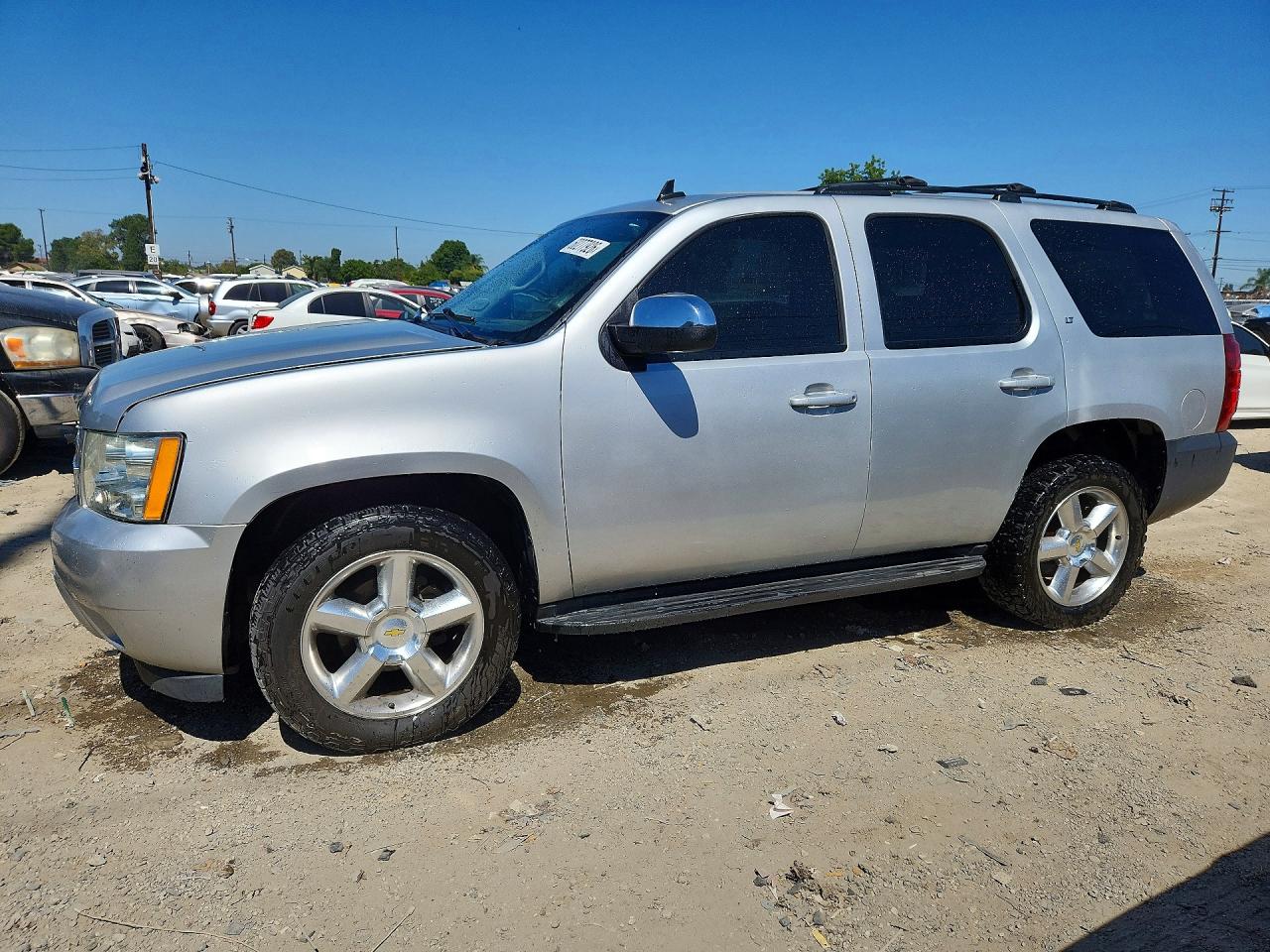 1GNSCBE00BR257010 · 2011 CHEVROLET TAHOE