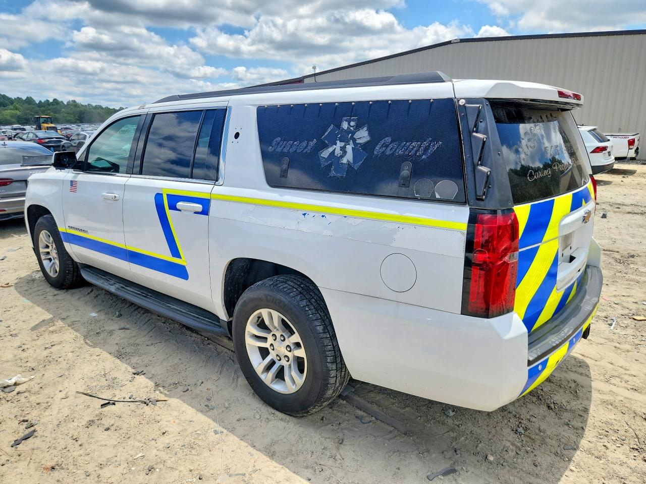 1GNSKKEC2KR146357 · 2019 CHEVROLET SUBURBAN · 2/12