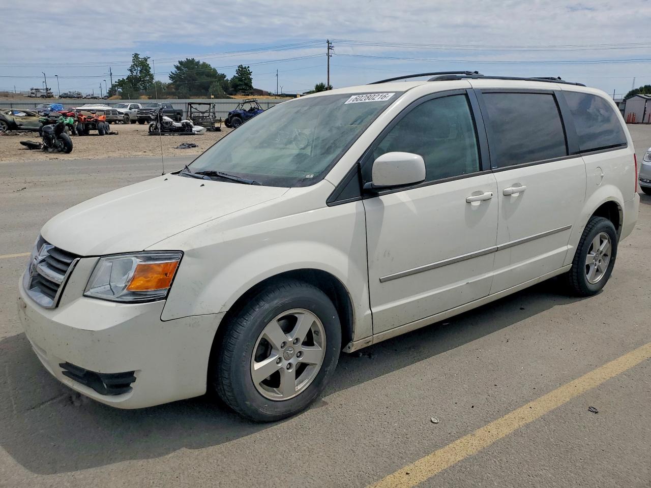 2D4RN5D10AR247585 · 2010 DODGE GRAND CARAVAN