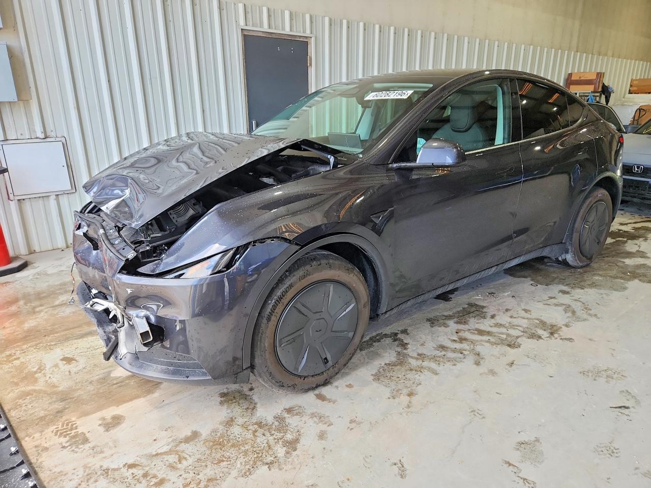 7SAYGDEE0TA686296 · 2026 TESLA MODEL Y