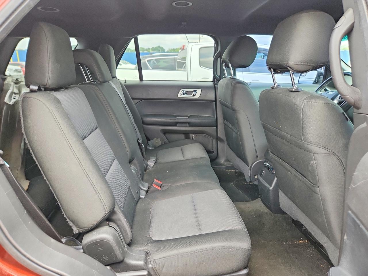 1FM5K8D85FGB95393 · 2015 FORD EXPLORER XLT · 11/13