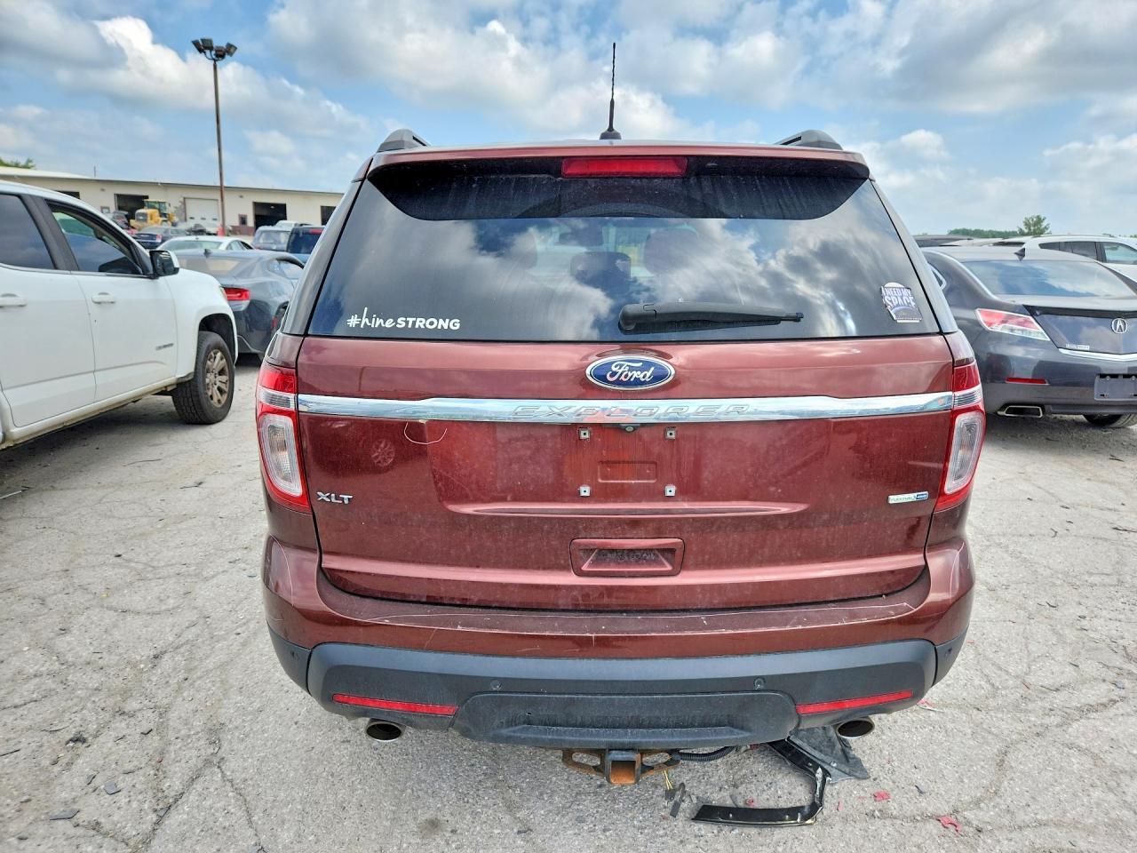 1FM5K8D85FGB95393 · 2015 FORD EXPLORER XLT · 6/13