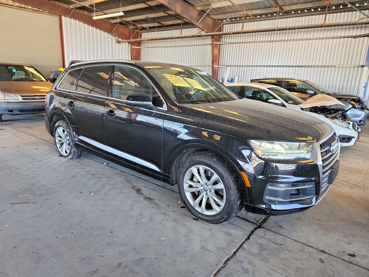 WA1LAAF74KD034078 · 2019 AUDI Q7 · 4/13