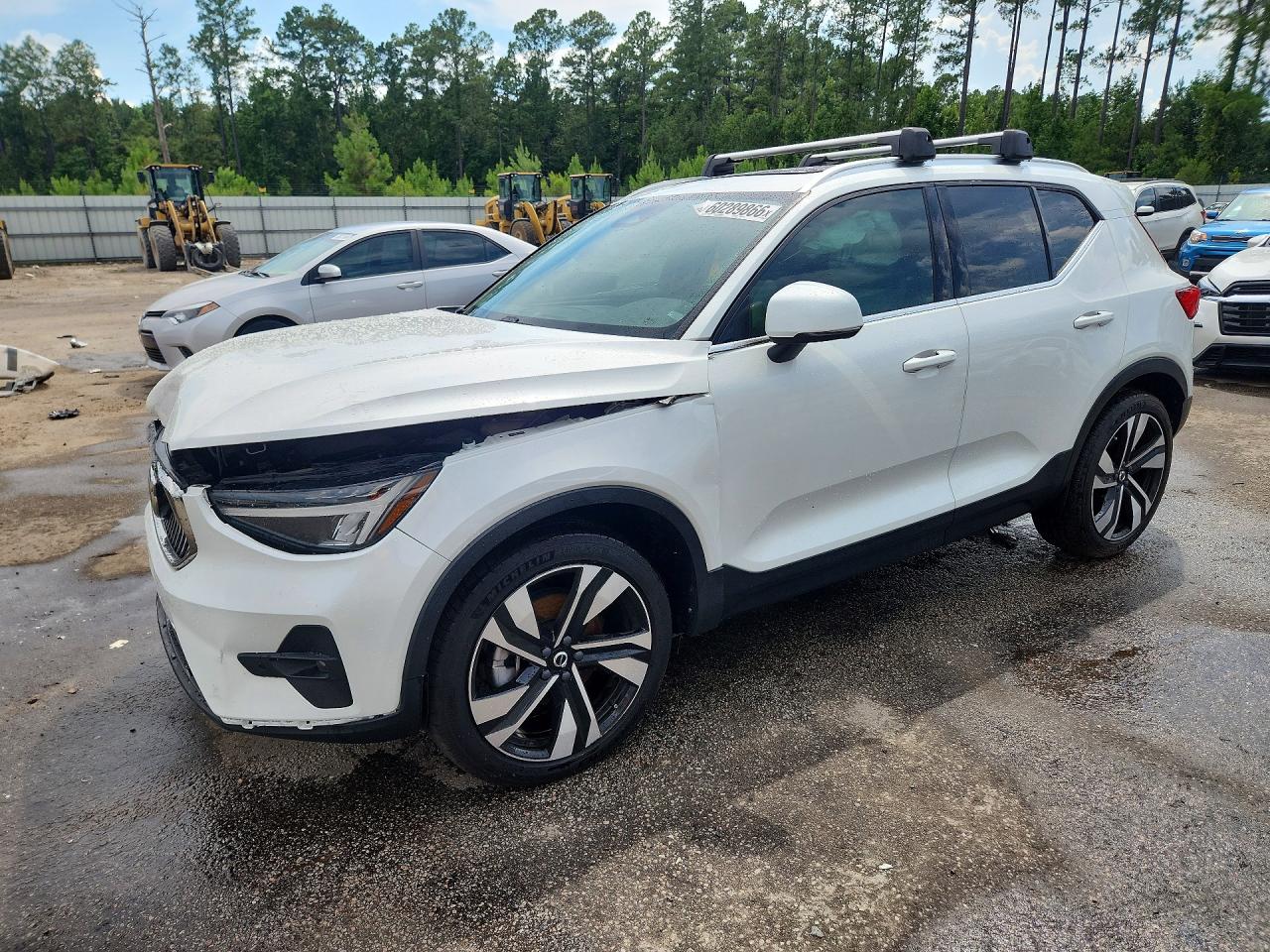 YV4L12UN6P2954629 · 2023 VOLVO XC40