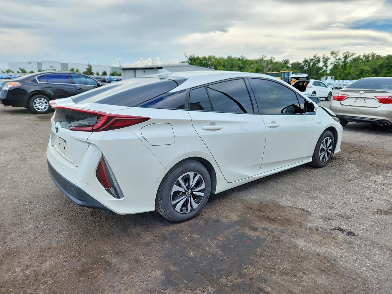 JTDKARFP2K3111178 · 2019 TOYOTA PRIUS PRIME · 3/12