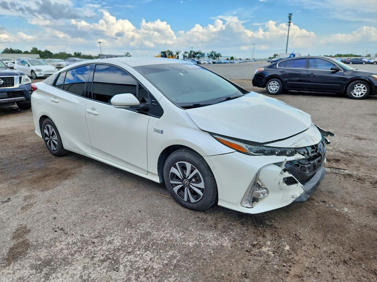 JTDKARFP2K3111178 · 2019 TOYOTA PRIUS PRIME · 4/12