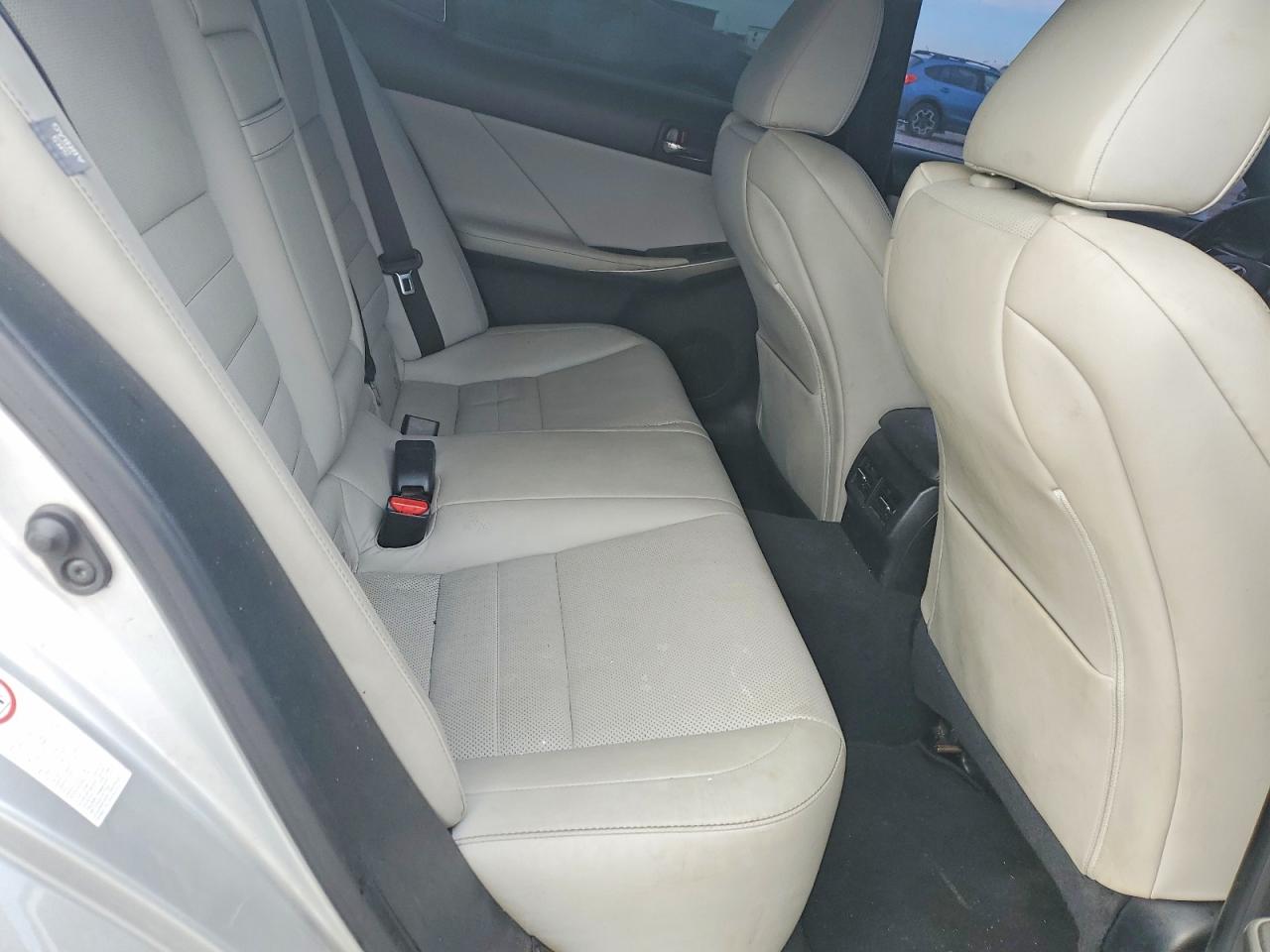 JTHBE1D22F5017386 · 2015 LEXUS IS · 10/12
