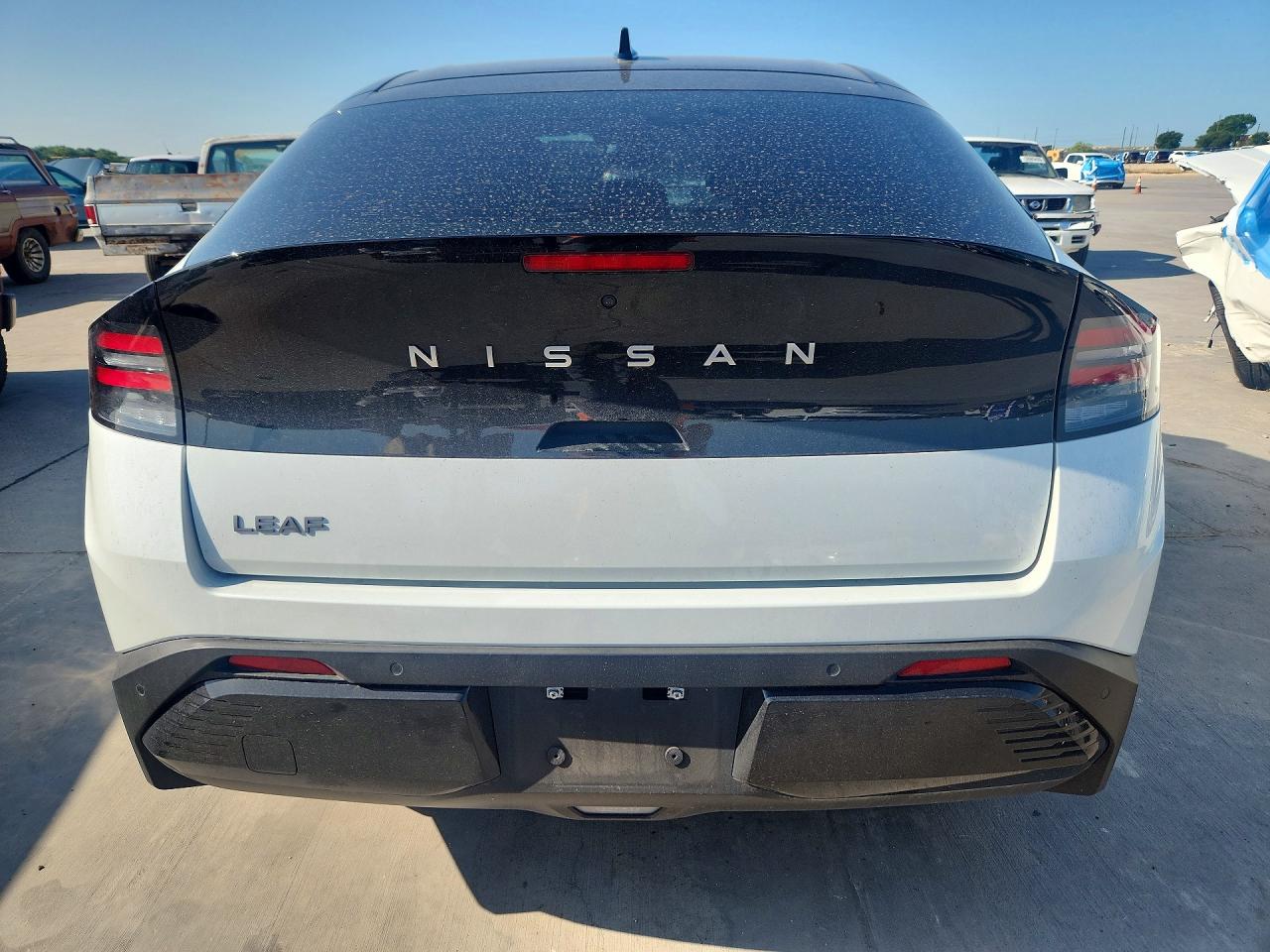 JN1AZ2CA2TM302707 · 2026 NISSAN LEAF · 6/13